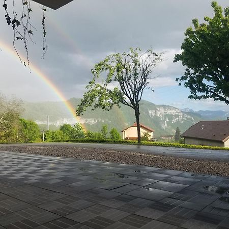 Un Pied Devant L'Autre Sainte-Marie-D'Alvey エクステリア 写真
